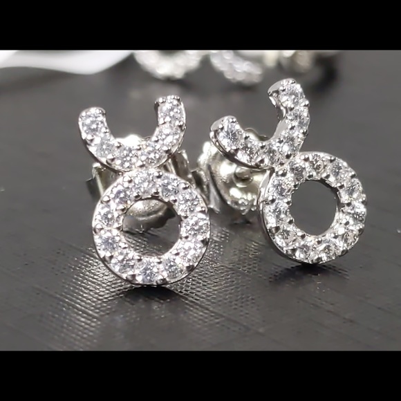 👯♀️Host Pick⚡️Silver Taurus Symbol Earring & Ring Set - Picture 11 of 16